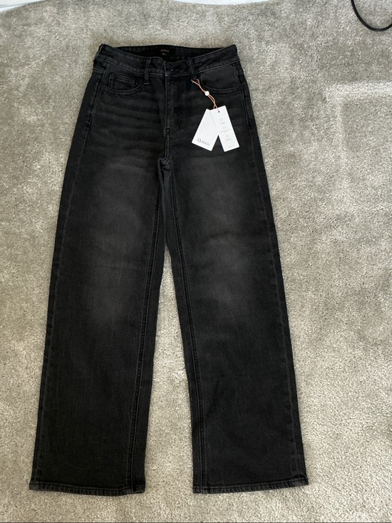 Quince Other - Quince Bella Stretch Relaxed Straight Jeans in charcoal black 30” inseam